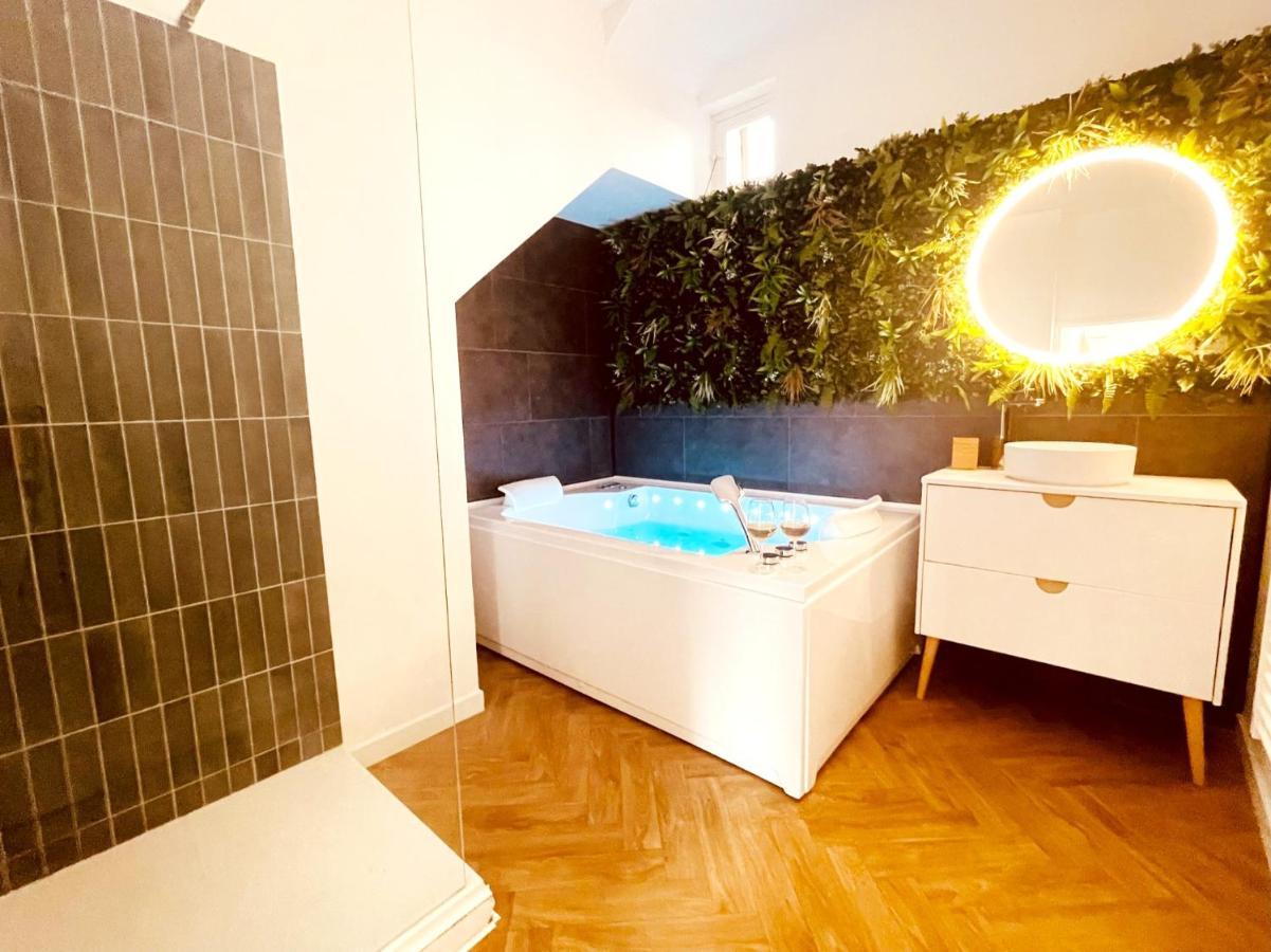 Le Jungle Spa **** Nîmes Eksteriør billede